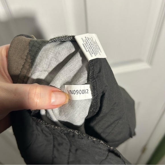 New York & Company Hampton Womens Sz 14 Brown Green Camo Shorts. 4” Inseam. NWT - Picture 8 of 8